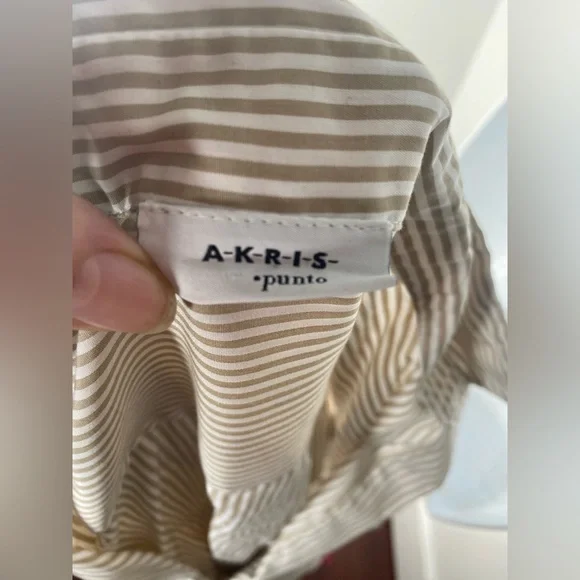 Akris Punto Luxury Beige & White Designer Striped Blouse with Button Details - Picture 2 of 8